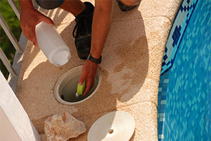 Quels sont les traitements automatiques de la piscine?